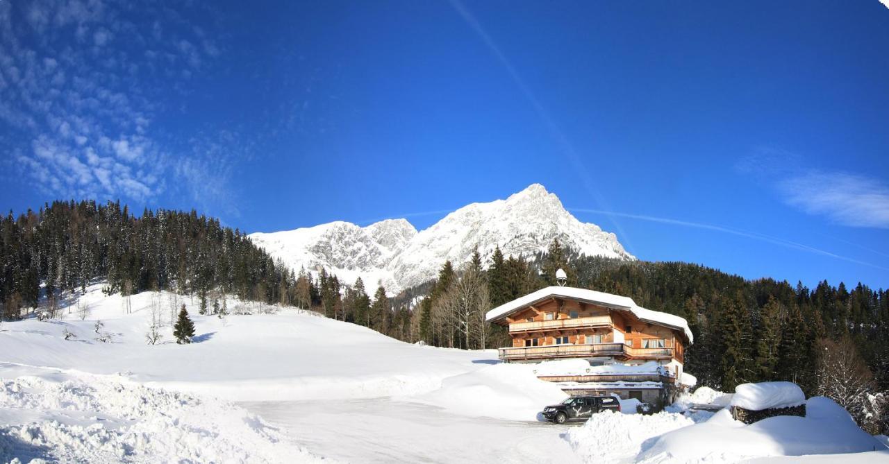 Boutique-Pension Jaegerwirt Scheffau am Wilden Kaiser Esterno foto